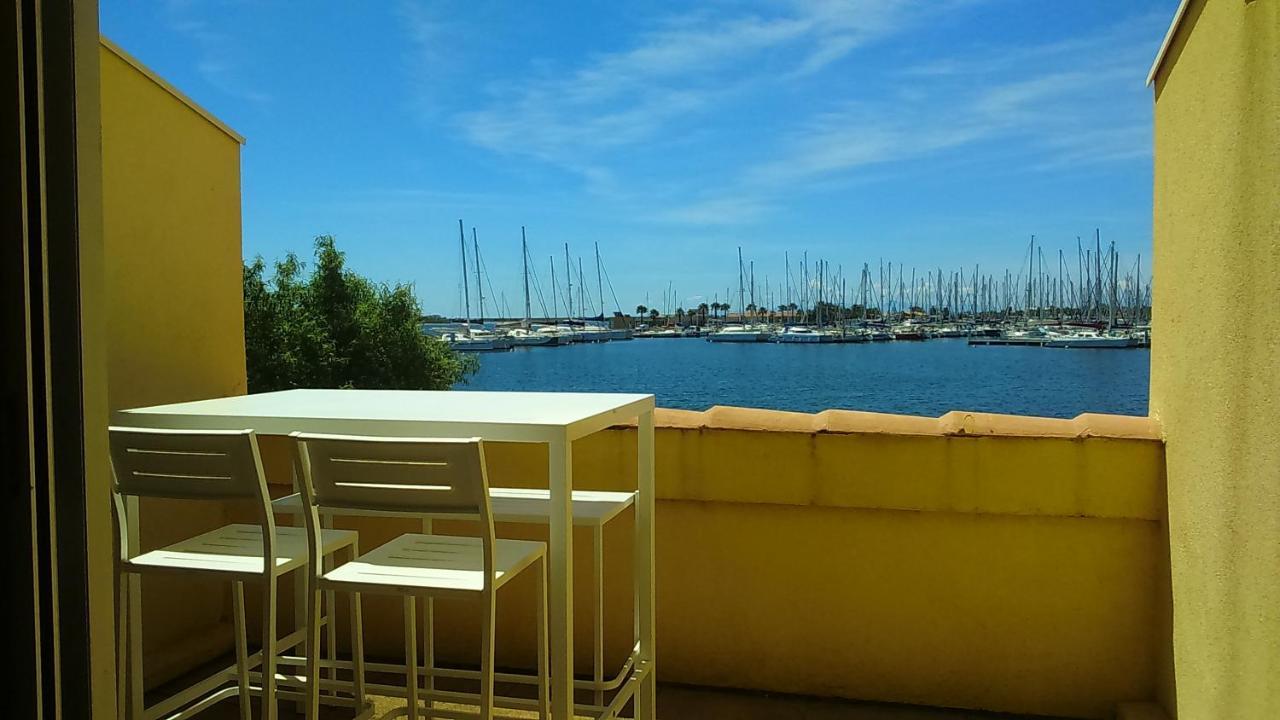 En Bord De Mer Gruissan Bagian luar foto